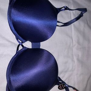 3 Victoria’s Secret bras 34 b